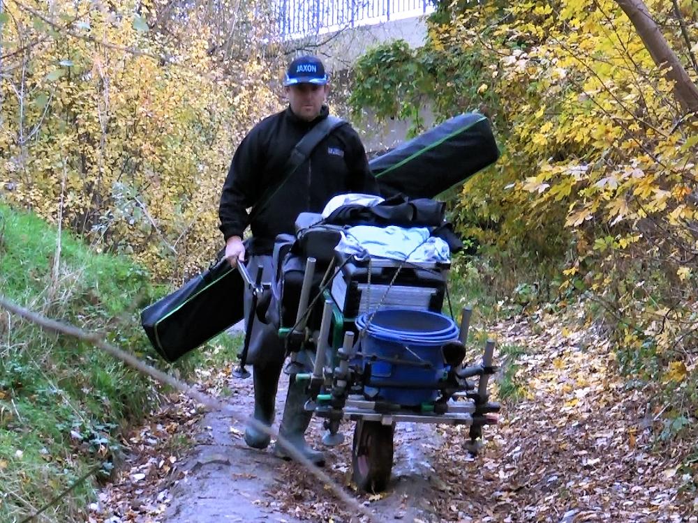 sprzęt wędkarski transport