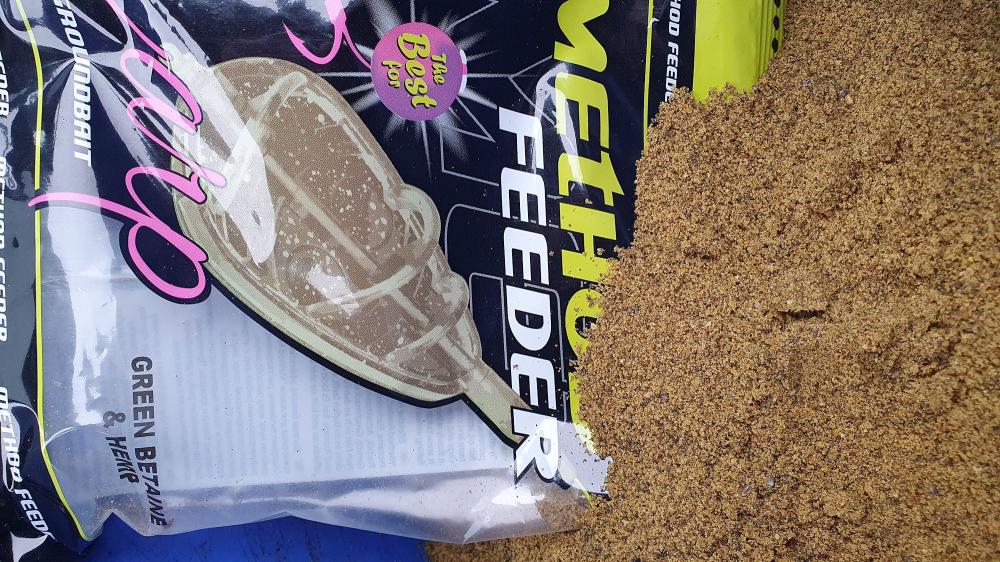 Lorpio Method Feeder Green Betaine with Hemp